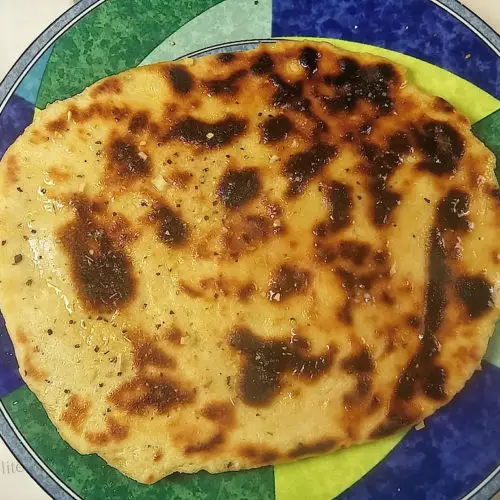 low sodium naan flatbread perfect for dipping or buttered chicken topping