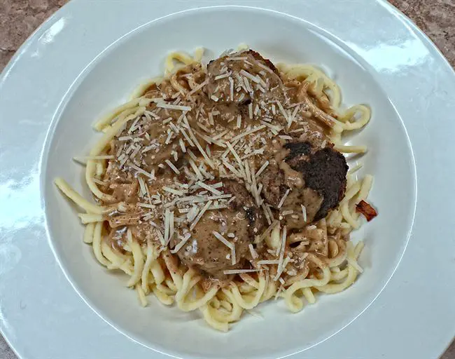 Gravy on meatballs and spaetzle low sodium