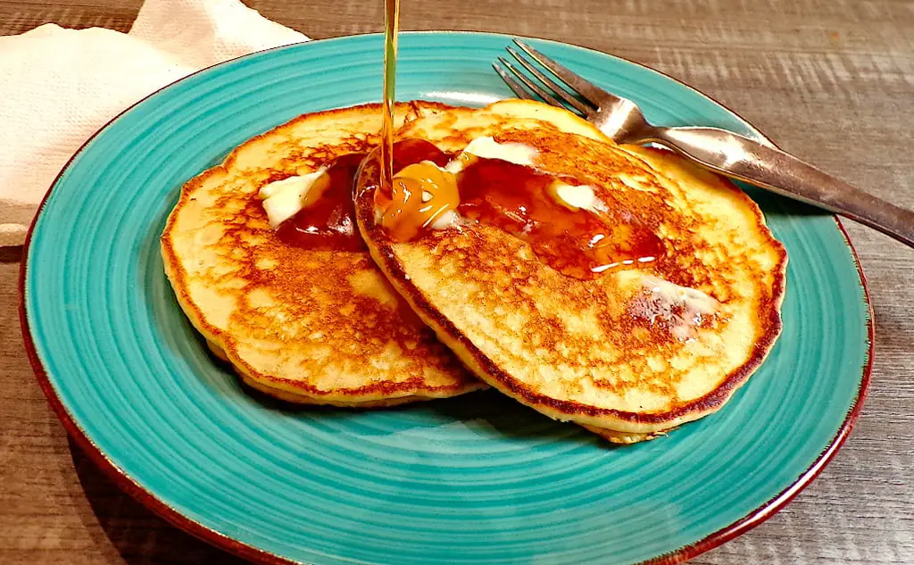 Golden brown no salt buttermilk pancakes