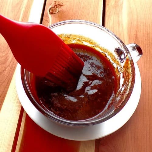 Barbecue sauce with brush