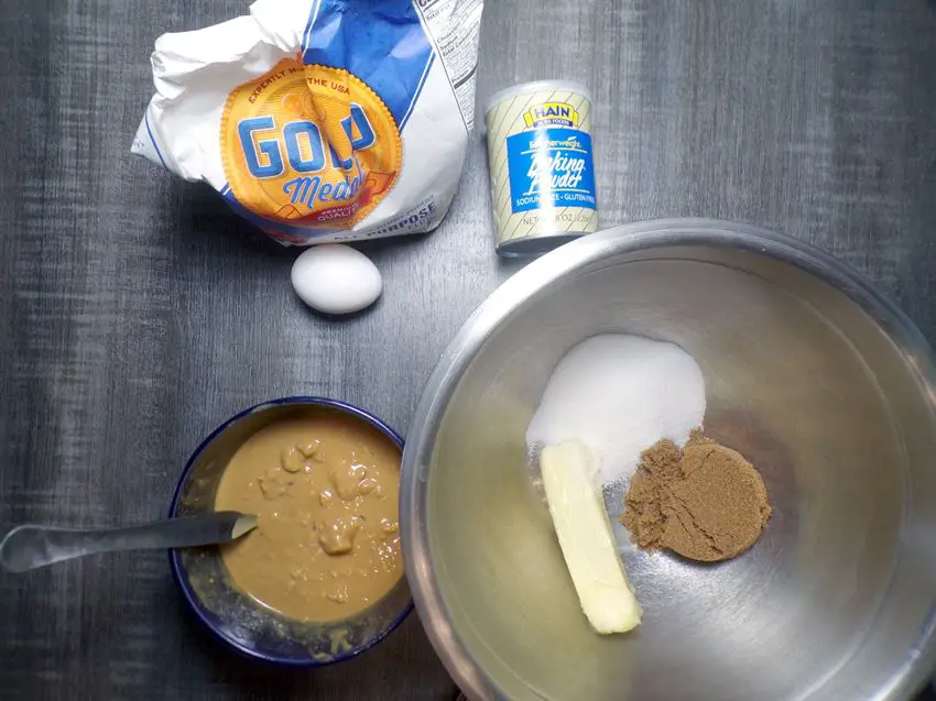 Ingredients for low sodium peanut butter cookies