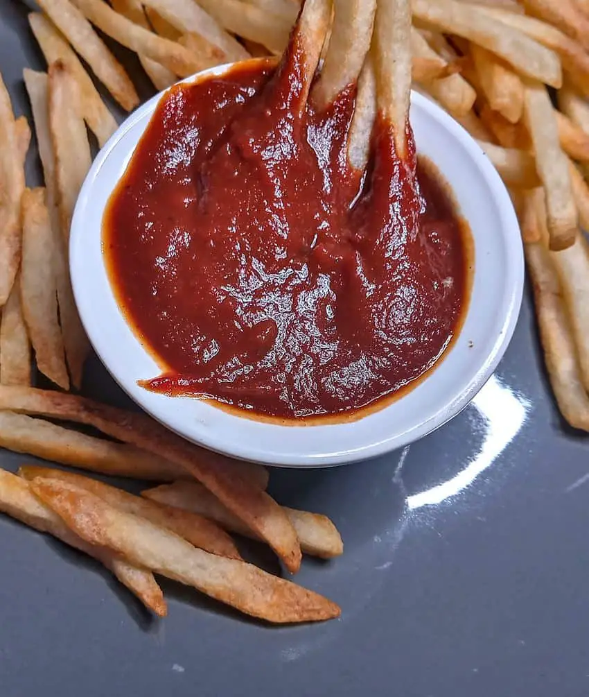 Low sodium ketchup in ramekin with fries