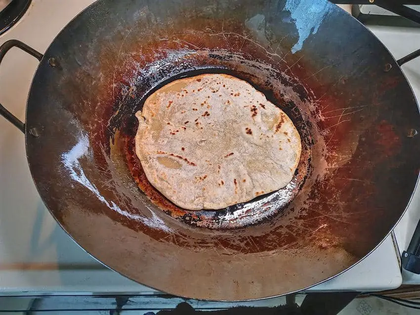 Cooking the tortilla