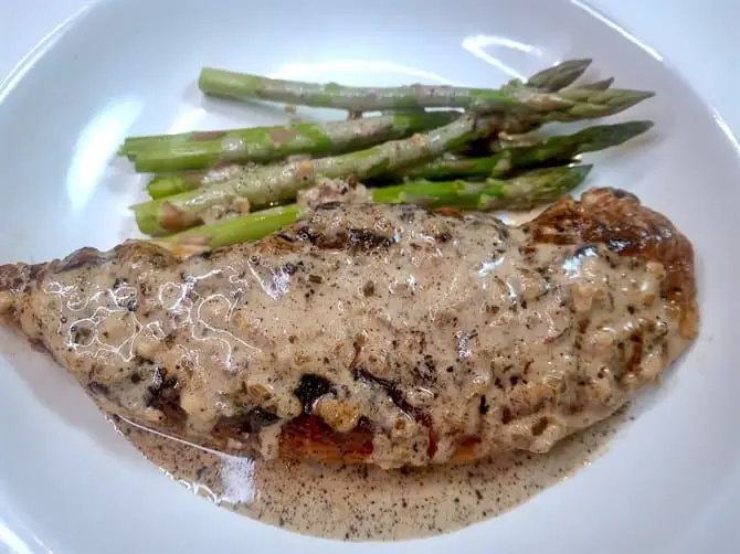 Low sodium creamy garlic chicken breast