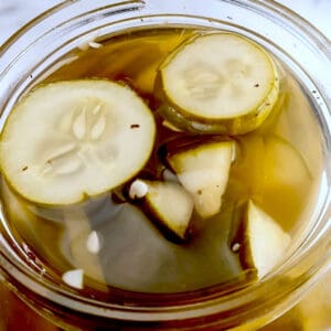 Low sodium pickles in a jar