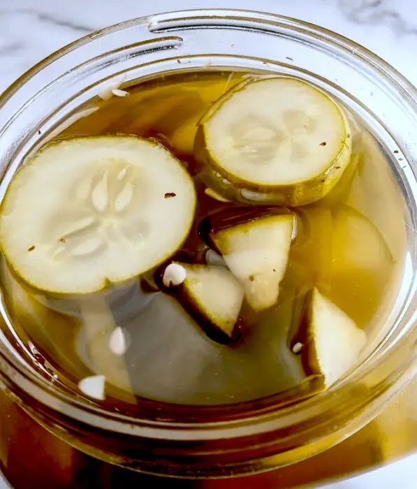 Low sodium pickles in a jar