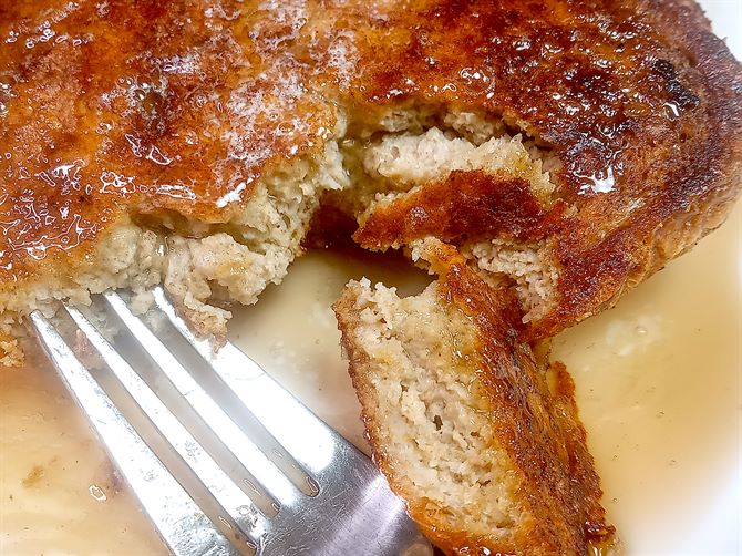 Crispy outside and perfect cake-like inside the french toast