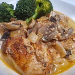 Low sodium creamy mushroom garlic chicken