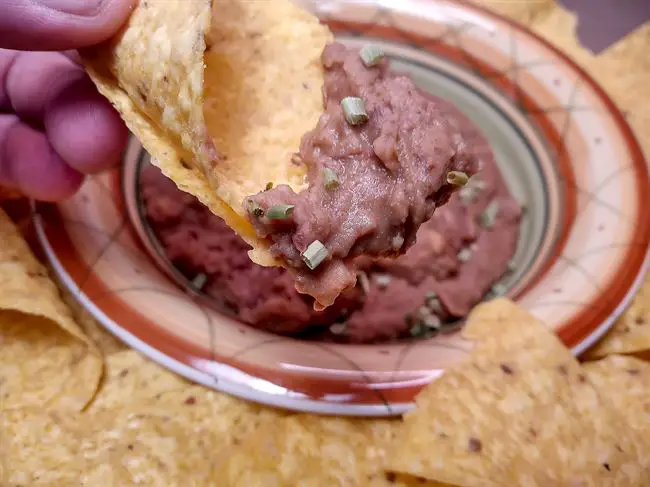 Low sodium refried beans on chip