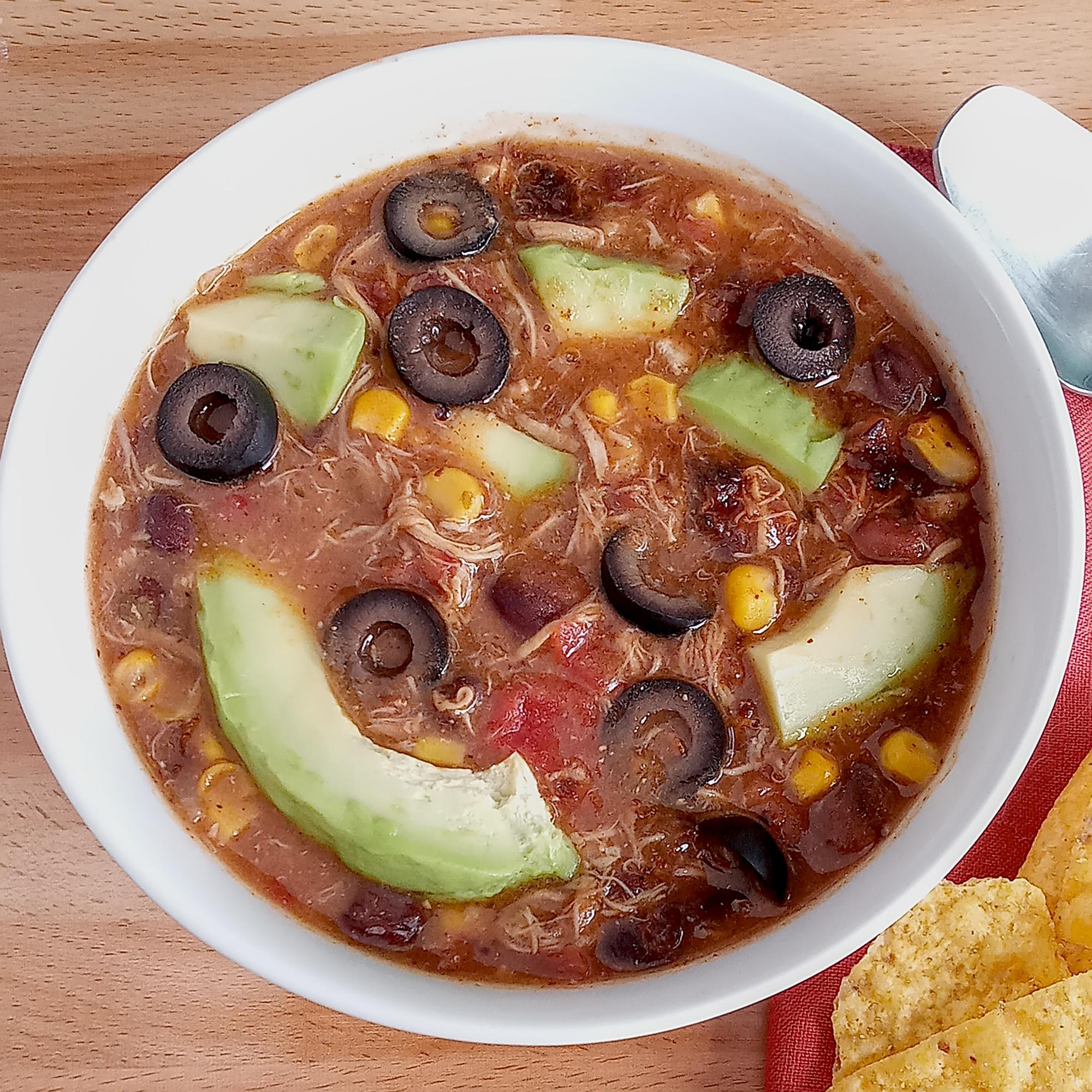 Low sodium chicken taco soup featured
