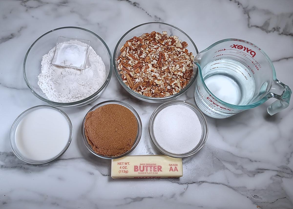 Ingredients for low sodium Pecan Pie Cobbler.