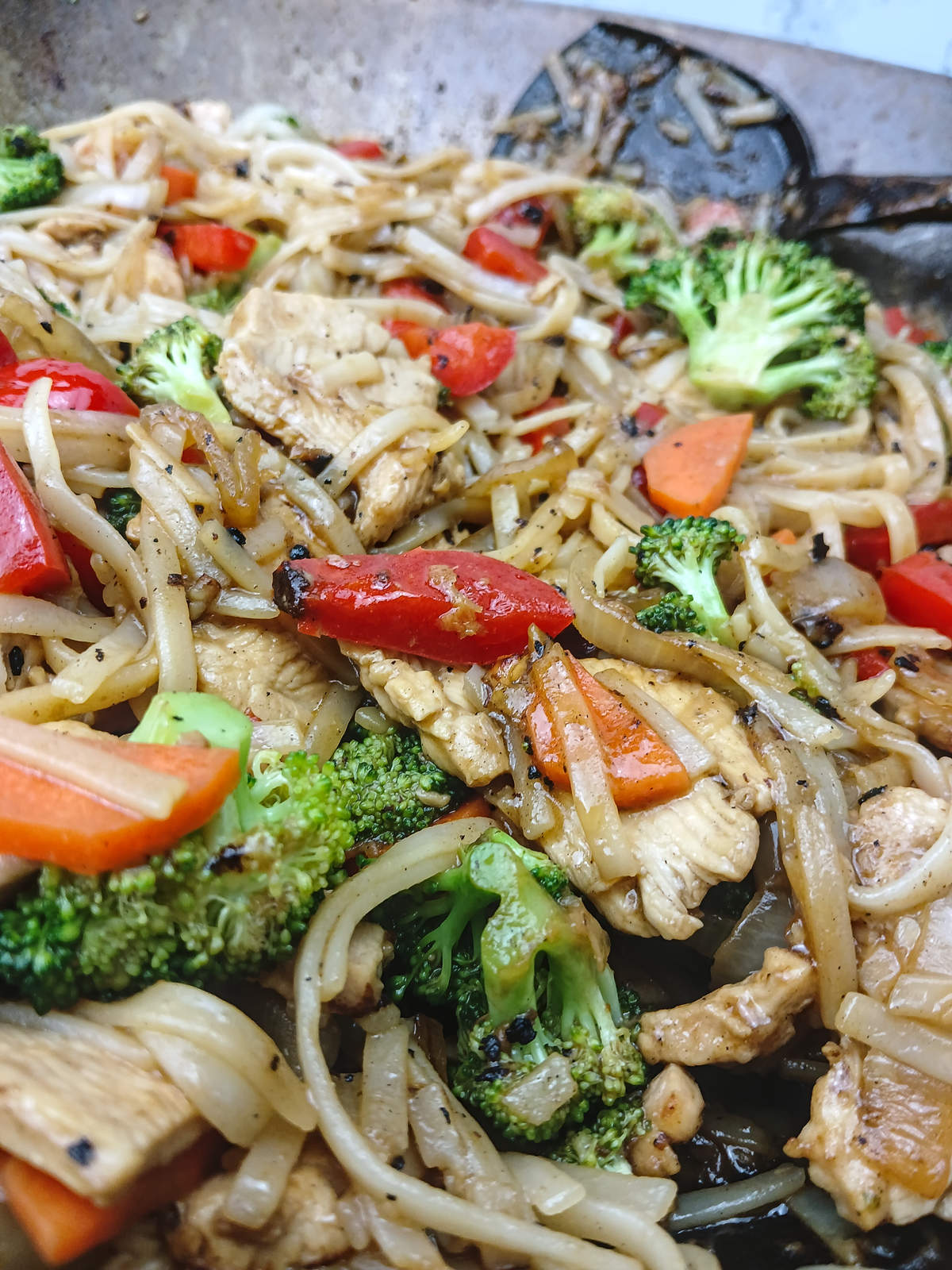 Low sodium chicken stir fry close up plated.