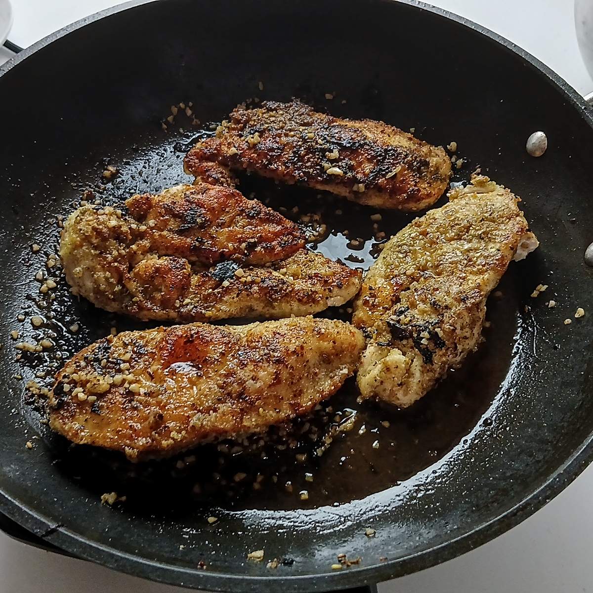 Low Sodium Lemon pepper chicken cooking the chicken