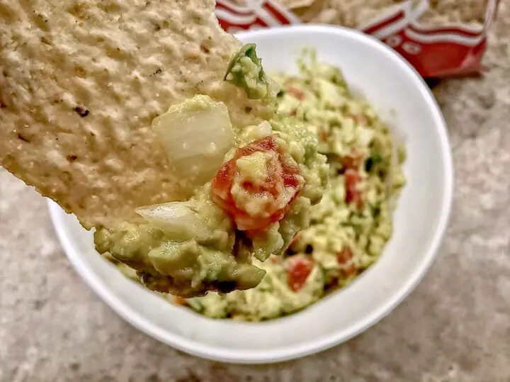 low sodium guacamole on tortilla chip