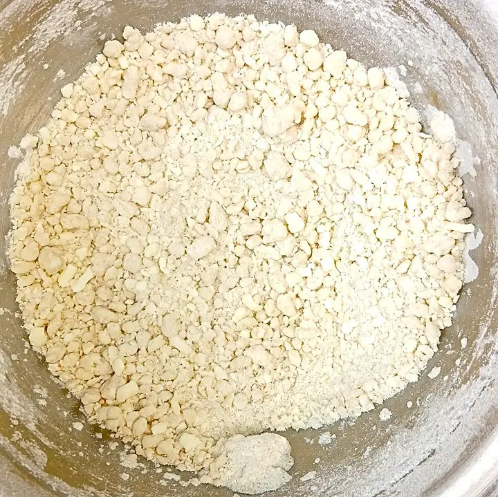 low sodium pumpkin pie flour mix with butter and water cut in