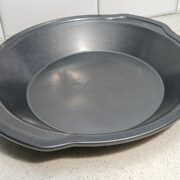 pie pan display