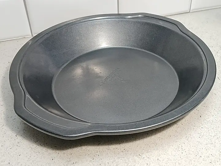 pie pan display