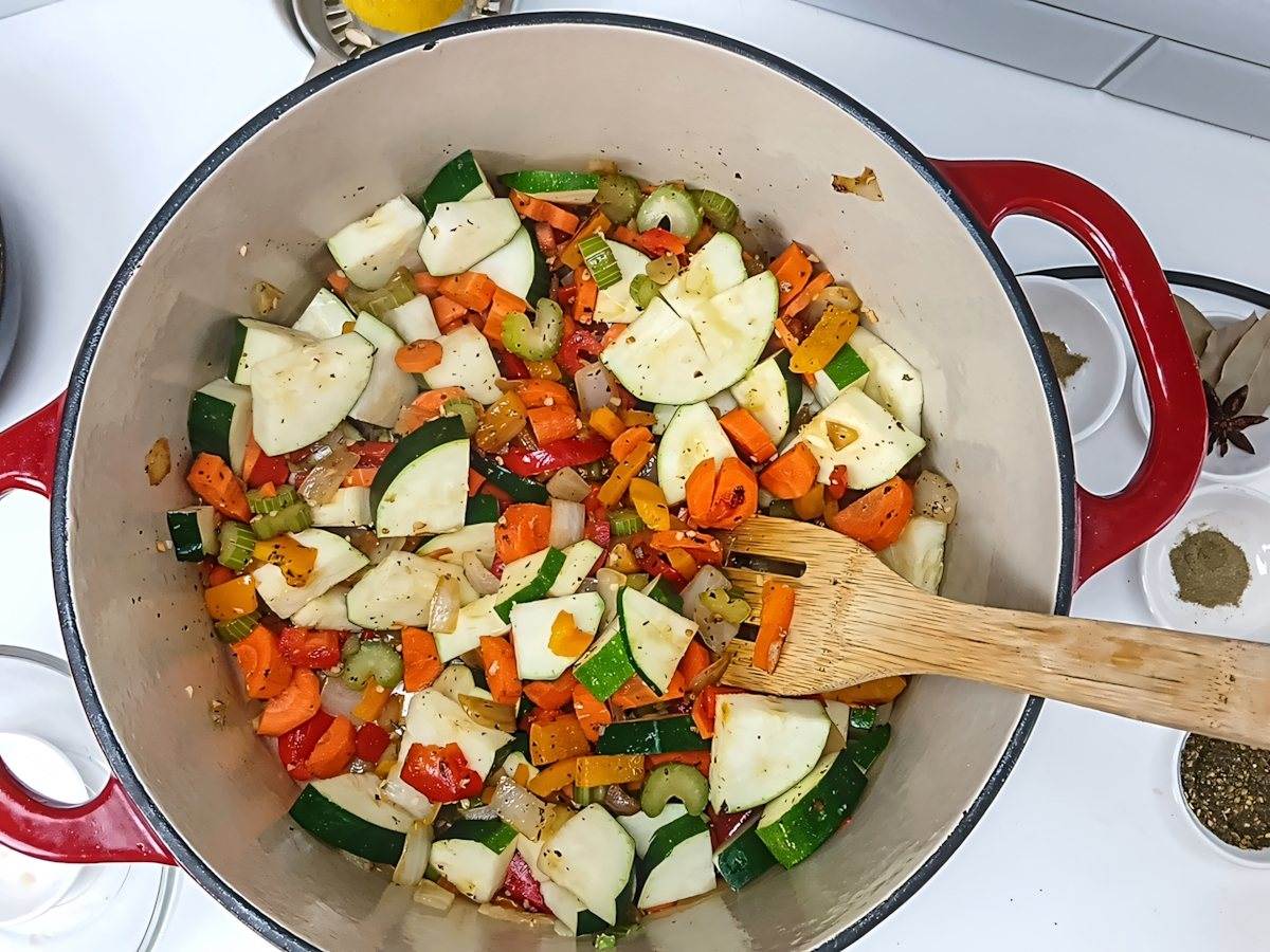 process shot 5 low sodium vegetable soup